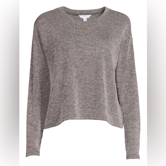 Sweaters - Gray Ribbed Knit Sweater